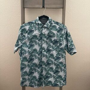 Claiborne Classic Fit Stretch Shirt